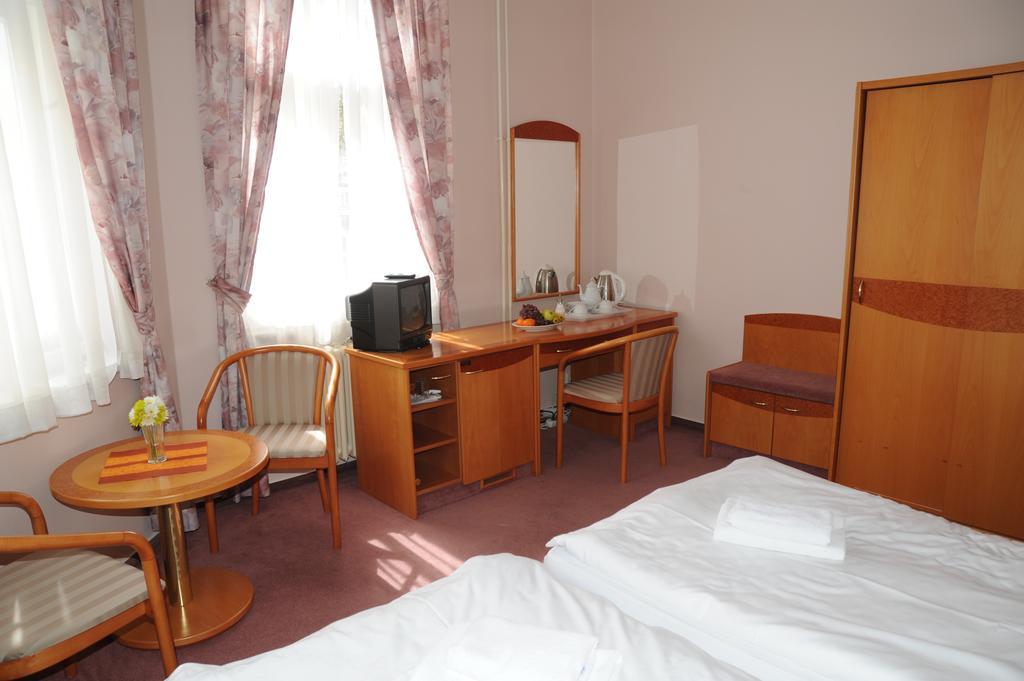 Mariánské Lázně Pension Akropolis, Eco Breakfasts From Farm חדר תמונה